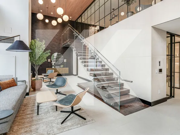 400 East 67th Street image 19 of 25