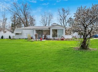 6597 York Rd, Parma Heights, OH 44130