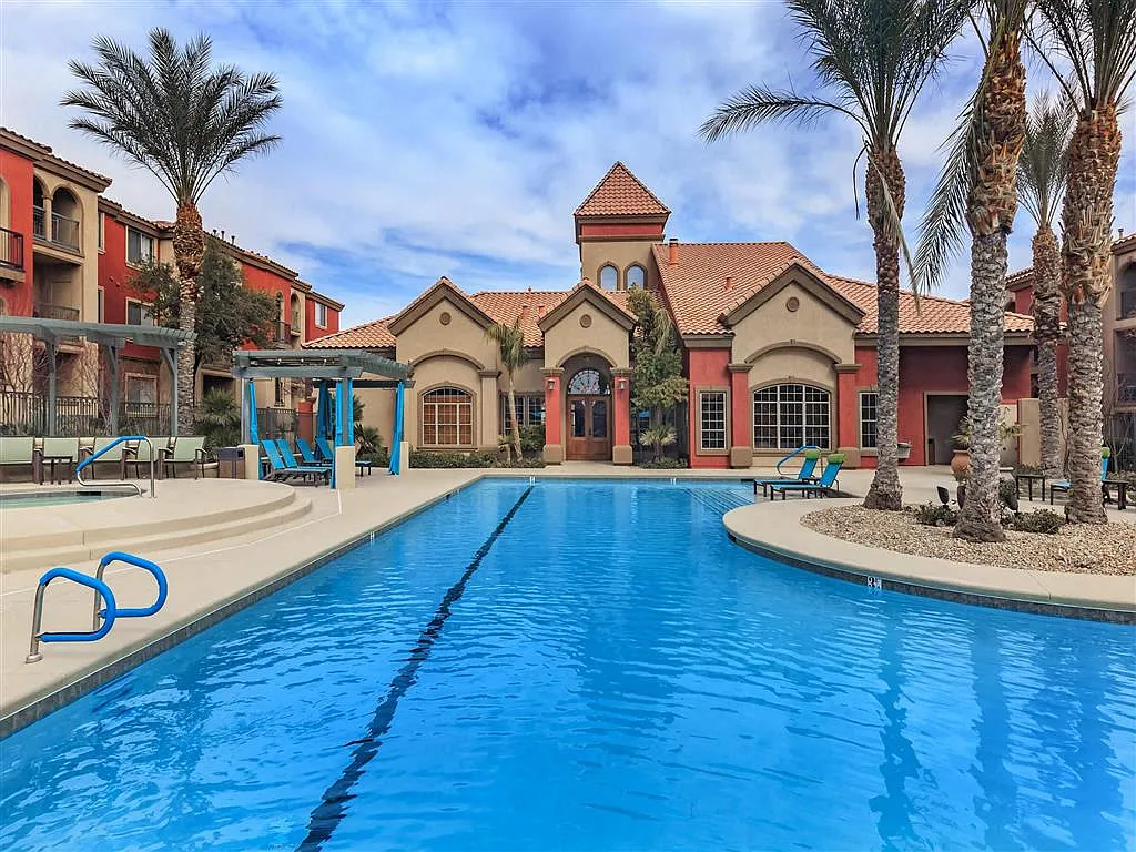 Montecito Pointe Apartments — Photo 1