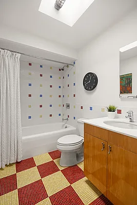 Sold by Corcoran | media 22