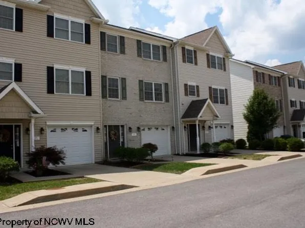 205 Tarbert Ct, Morgantown, WV 26508