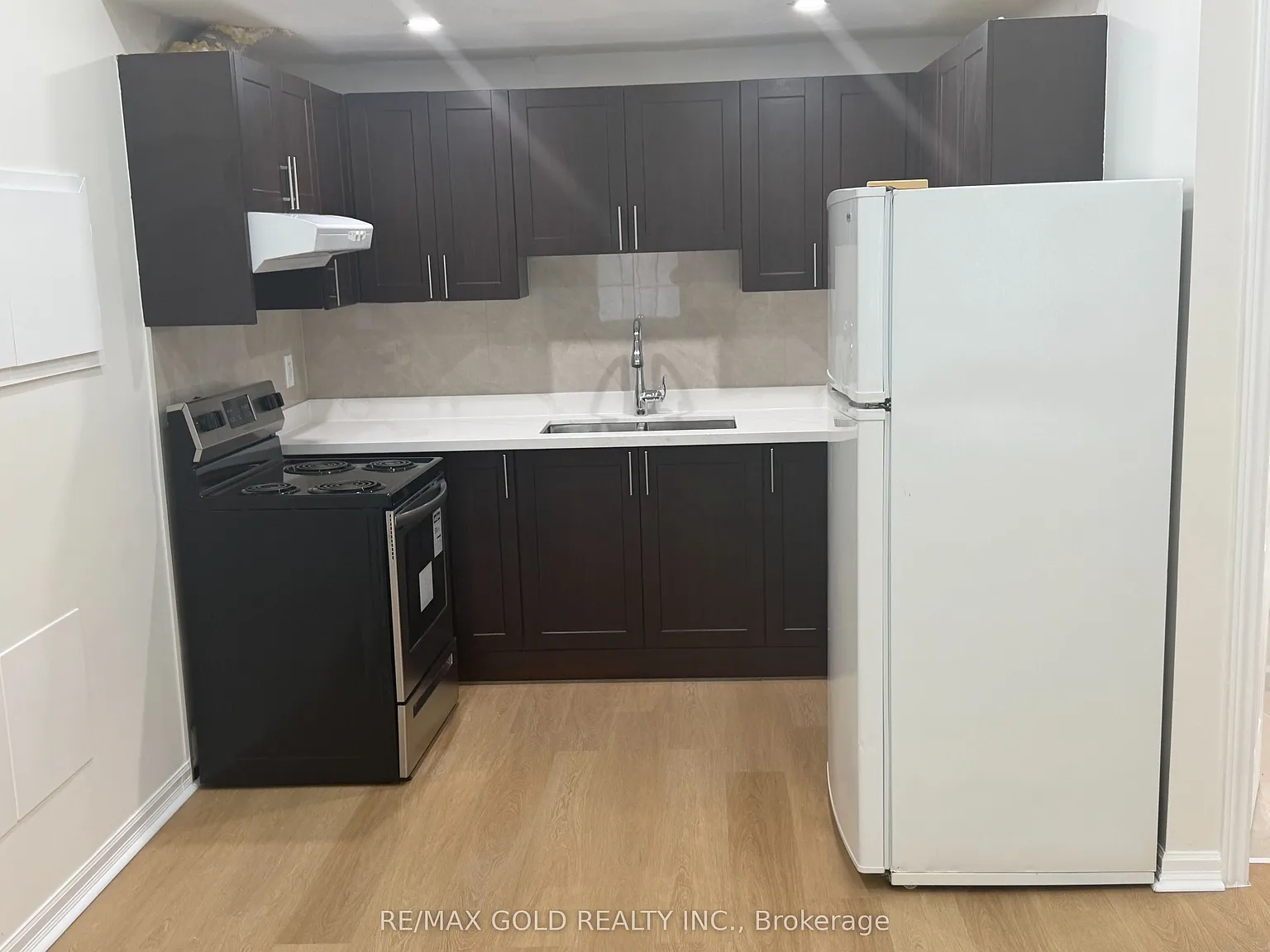 2 bed, $2,000 — Photo 3