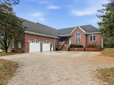 7669 Rynn Rd, Avoca, MI, 48006