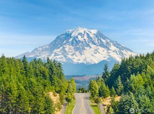 17818 Berkeley Parkway E, Orting, WA