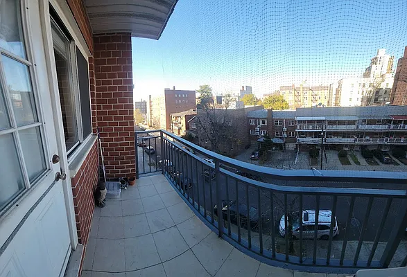 Rented by EZ Sell Realty | media 7