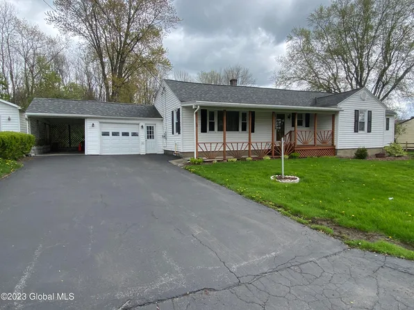 38 N East Avenue, Johnstown, NY 12095