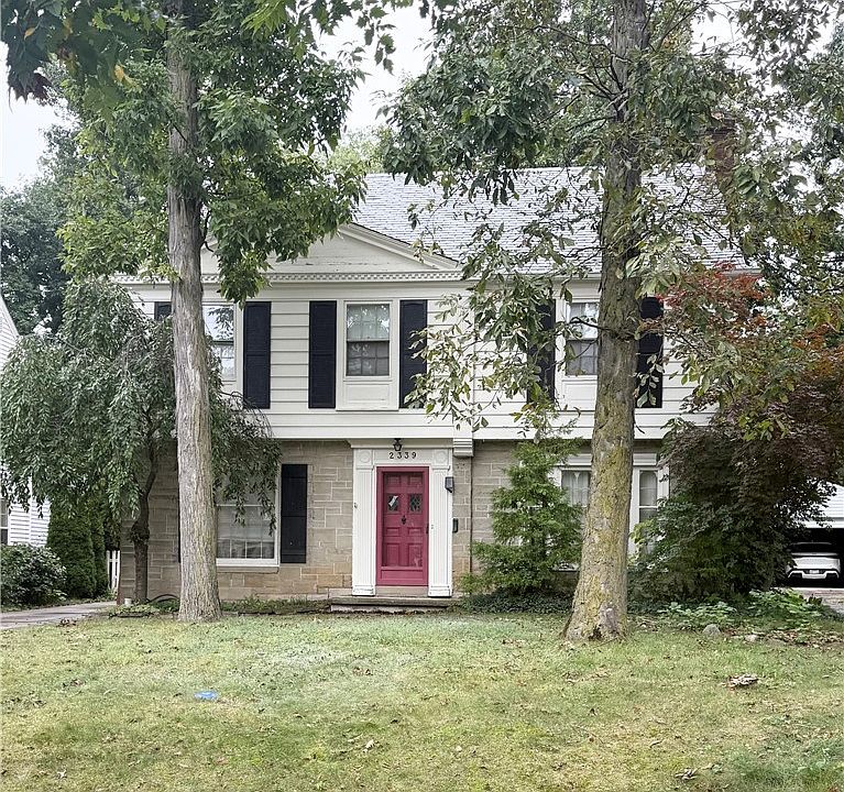 1st image of 2339 Lalemant Rd