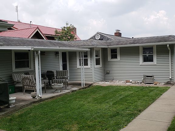 3rd image of 26007 Lake Dr