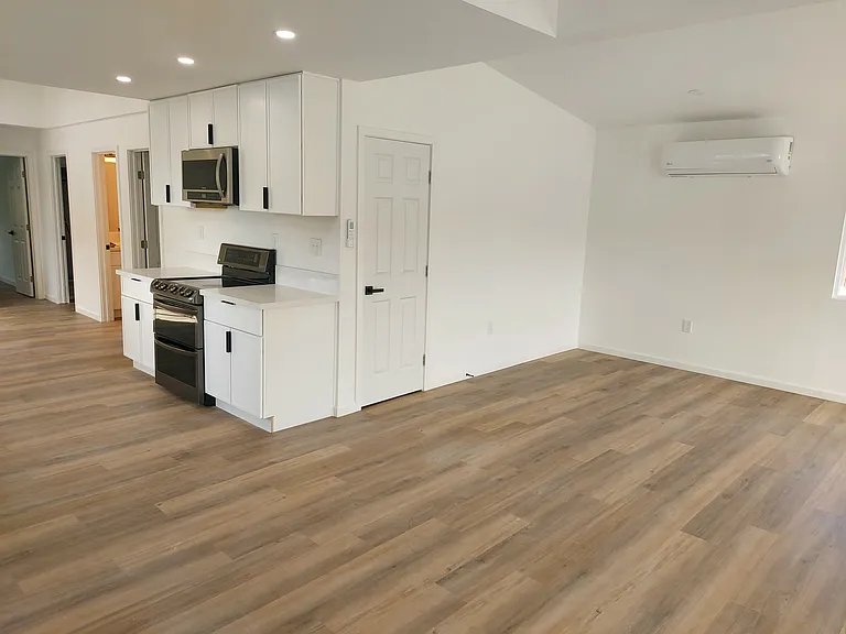 25792 Melba Ave — Photo 3
