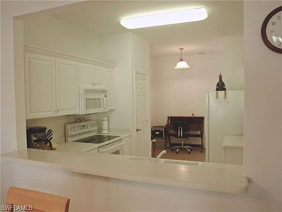 3rd image of 3989 Bishopwood Ct E Unit 204
