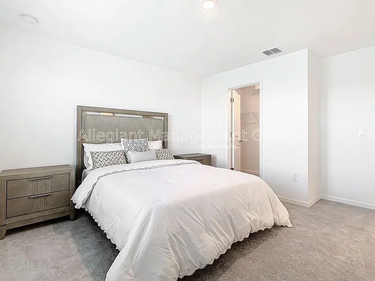 3588 Landing Net Dr — Photo 24