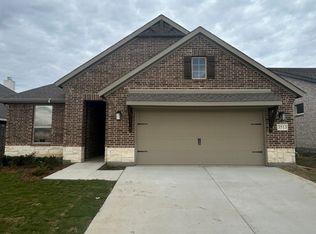 3513 Helena St, Gainesville, TX 76240