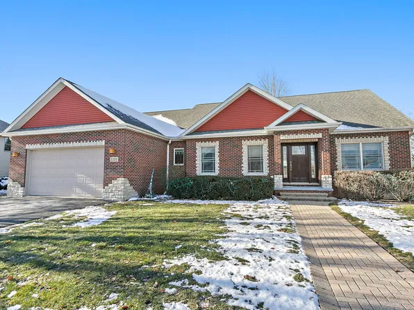 1151 Fox Hollow Ct, Dekalb, IL 60115