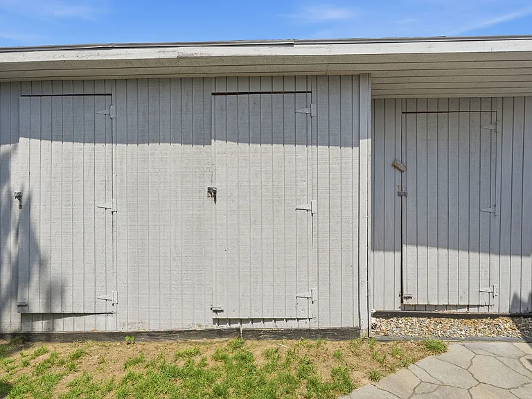 9 Hunters Rd #1 — Photo 23
