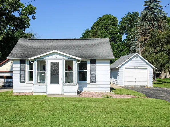 220 Union St, Ripon, WI 54971