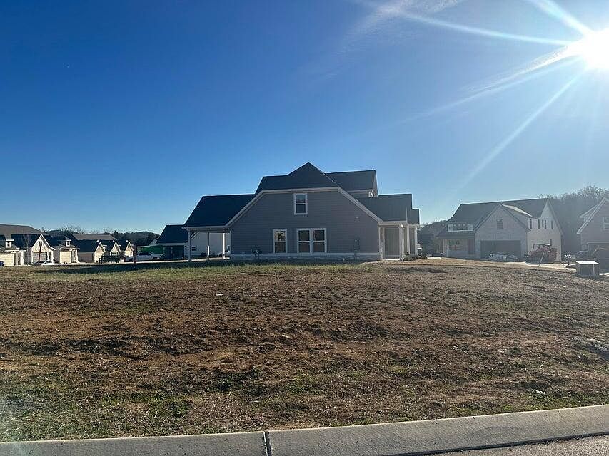 1st image of 14 Arthur Ln