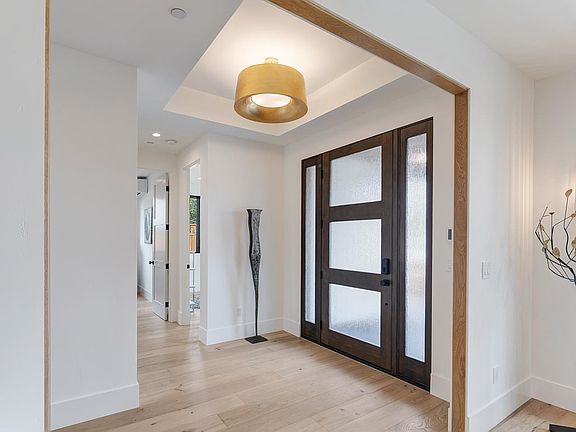 4th image of 12596 Paseo Flores