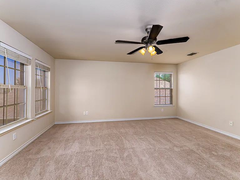 5946 Harbor Glen Dr — Photo 18