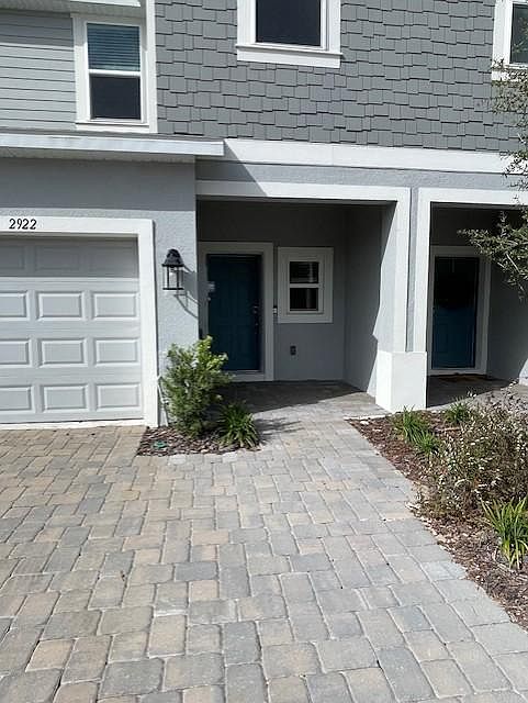 1st image of 2922 Canary Ave