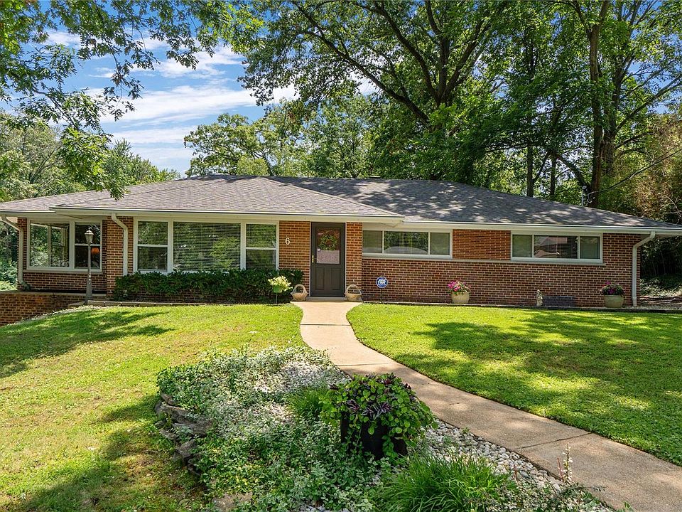 1st image of 6 Westminster Dr