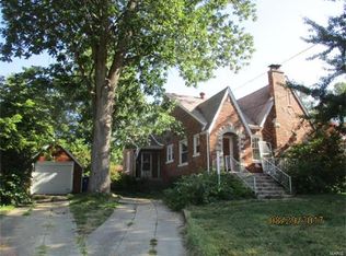 304 E Market St, Troy, IL 62294