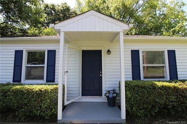 1st image of 2307 Mary Ave