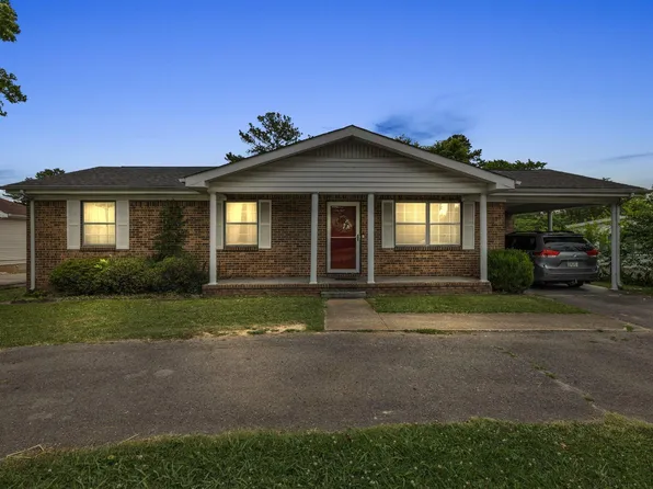 631 Cross St, Rossville, GA 30741