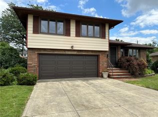 4757 Roadoan Rd, Brooklyn, OH 44144