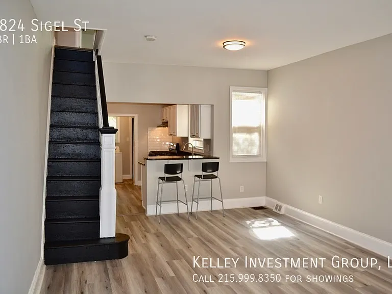 1824 Sigel St — Photo 16