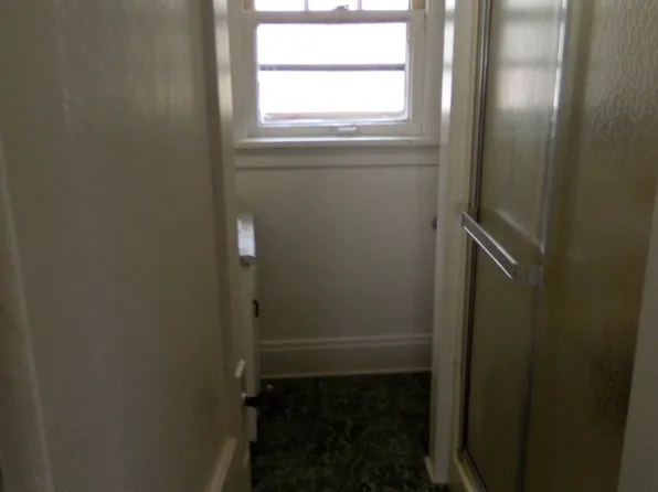 996 Wyley Ave, Akron, OH 44306