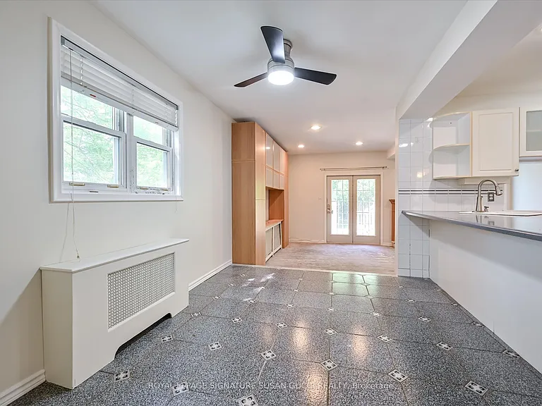 32 Marilyn Cres #MAIN — Photo 13