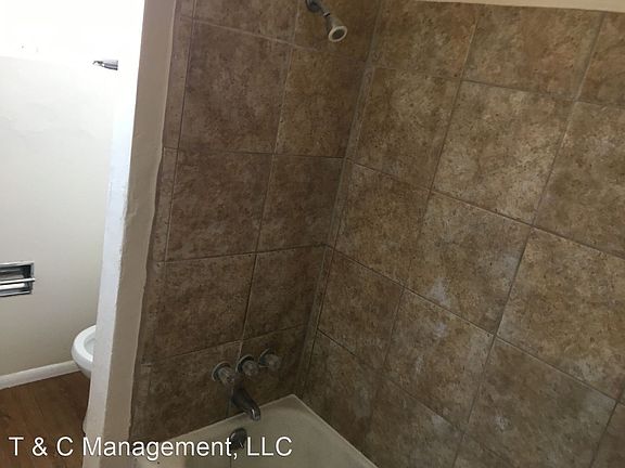 3rd image of 1501 Hermosa Dr NE #A
