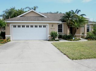 7810 48th Ave E, Bradenton, FL 34203