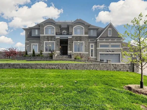 2 Sam Davis Ct, Whitchurch Stouffville, ON L4A 4R4