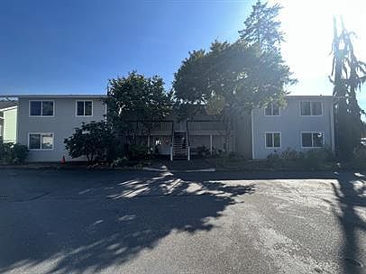 1st image of 904 Cleveland Ave #1