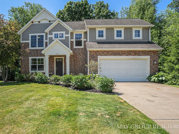 7438 Panners Lane Dr NE, Rockford, MI 49341