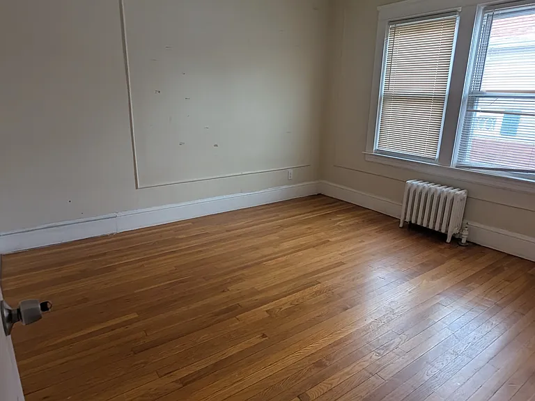 95 Woodbine St — Photo 33