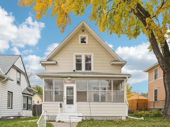 979 Hudson Rd, Saint Paul, MN 55106