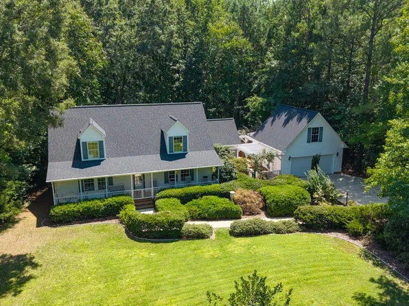 3005 Bramblewood Dr, Mebane, NC 27302