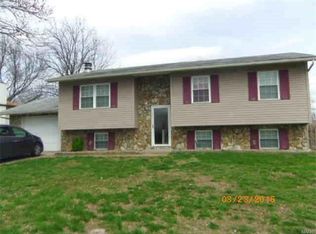 1907 Marseilles Dr, Cahokia, IL 62206