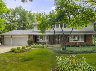 3N075 Woodcreek Ln, West Chicago, IL