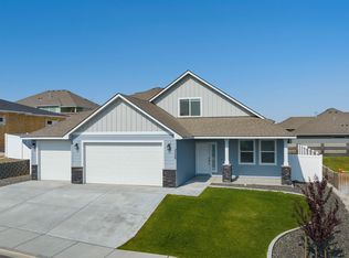 3328 S Van Buren St, Kennewick, WA 99338