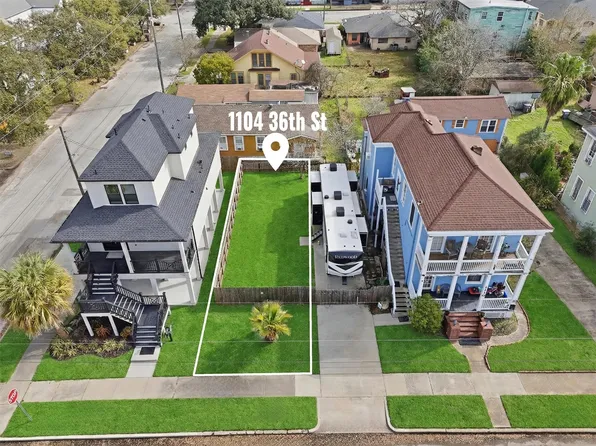 1104 36th St, Galveston, TX 77550