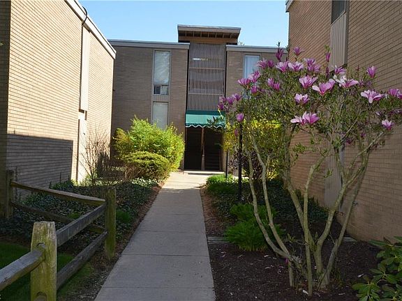 3rd image of 6580 Chaffee Ct APT L-6
