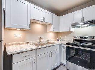 4110 County Road A #202, Oshkosh, WI 54901