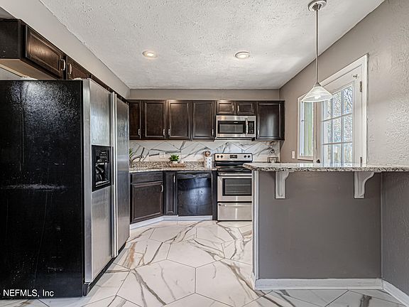 5th image of 6176 FORDHAM Circle E