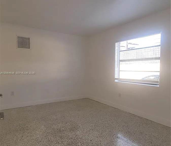 34 E 21st St #11 — Photo 8
