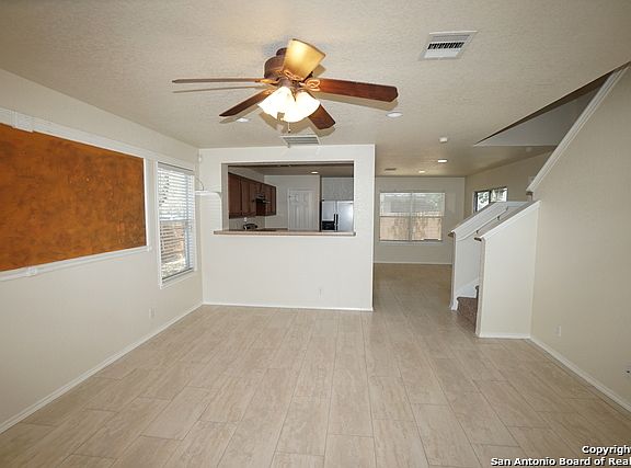 5th image of 147 Agency Oaks