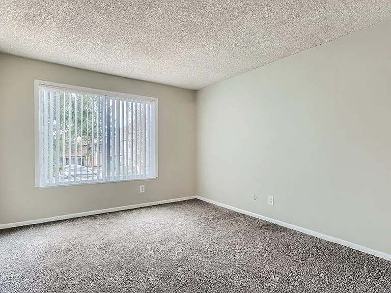 Spacious Apartment and Townhome Floorplans