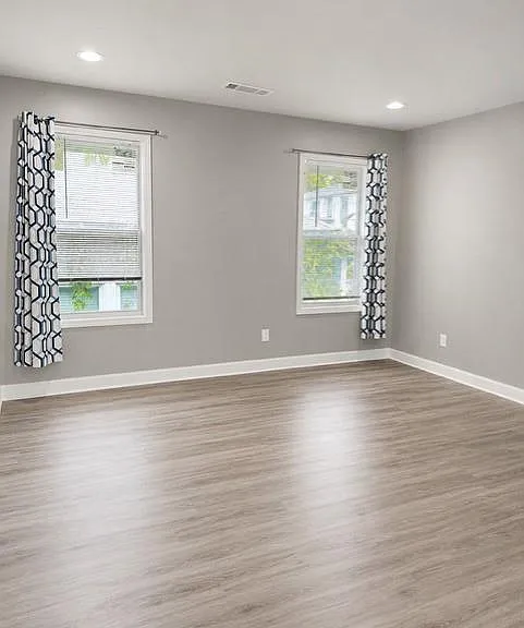 1155 Lucile Ave SW #4 — Photo 3